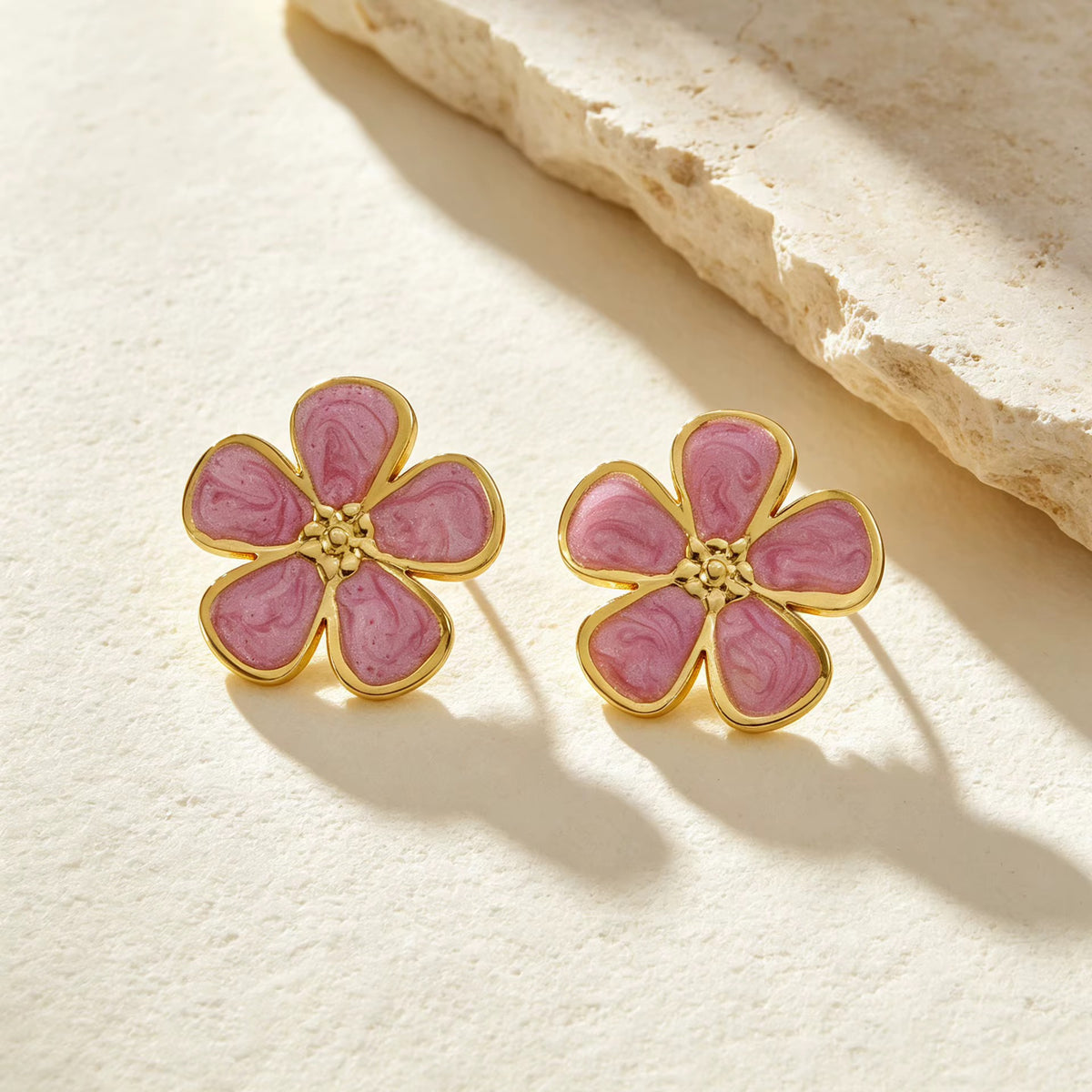 Boucle d’oreille NILA en acier inoxydable