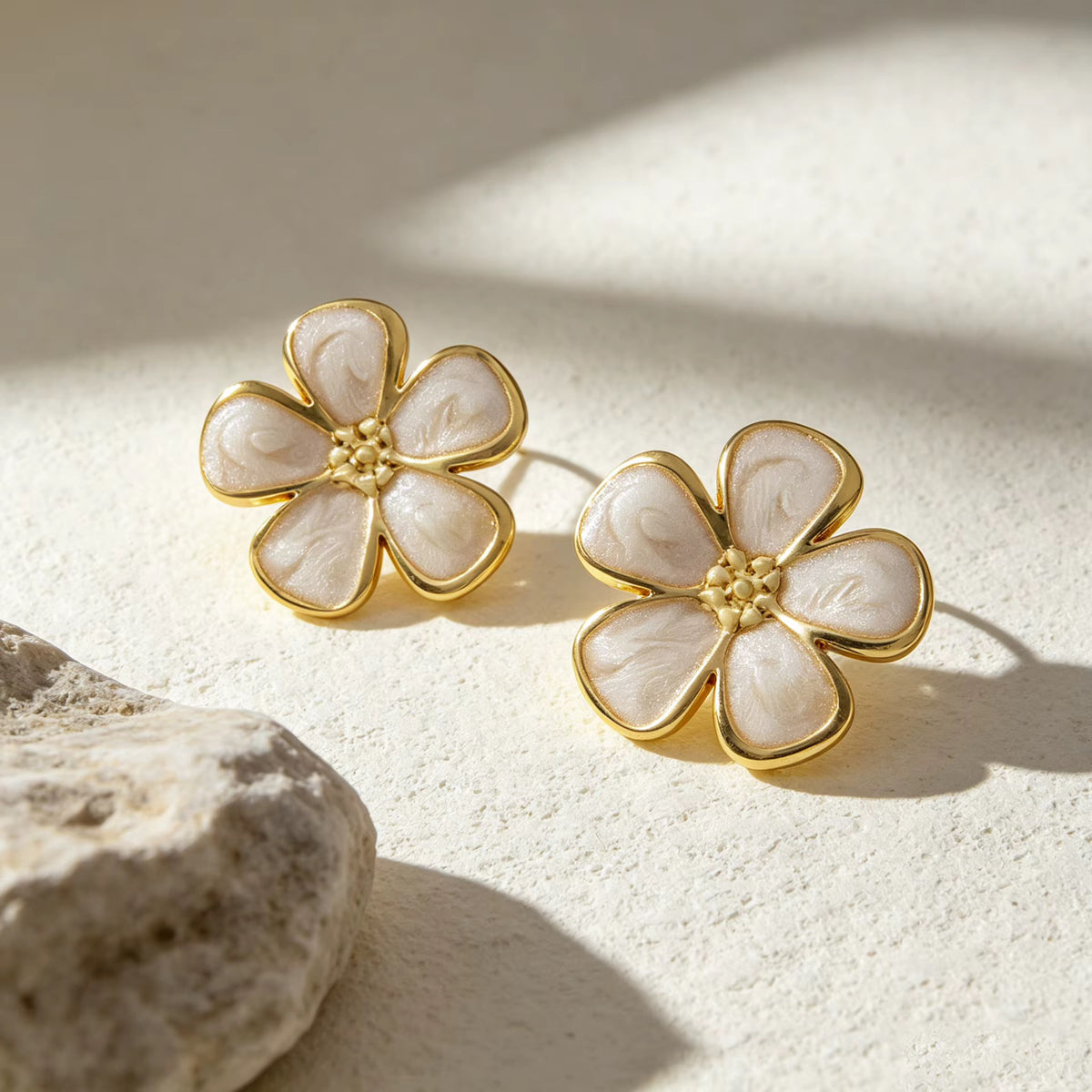 Boucle d’oreille NILA en acier inoxydable