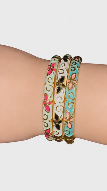Bracelet Thaïlandais BLANC disponible aussi en VERT et en BLEU