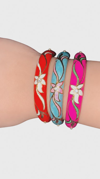 Bracelet Thaïlandais ROSE disponible aussi en BLEU et en ROUGE